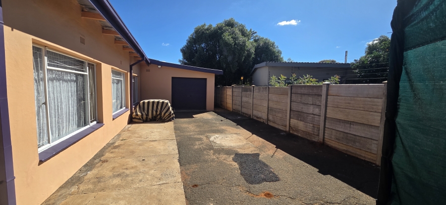 4 Bedroom Property for Sale in Hadison Park Northern Cape
